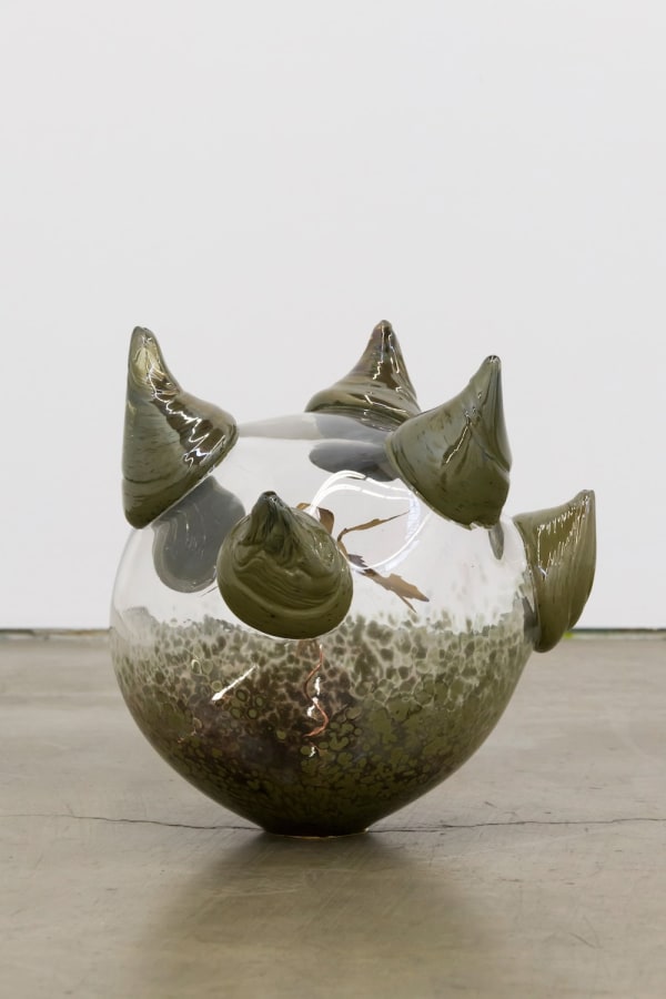 Kelly Akashi, Be Me (Guarded Weed), 2018