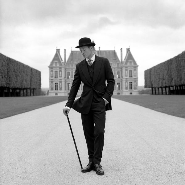 Parc de Sceaux photograph Rodney Smith buy here Gilman Contemporary Sun Valley art gallery Man with cane and bowler hat