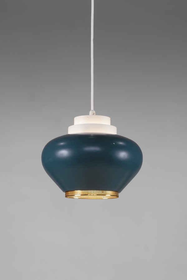 Turnip pendant lamp