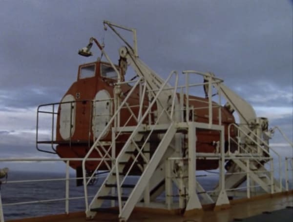 Rosalind Nashashibi, Bachelor Machines Part 1 (video still), 2007