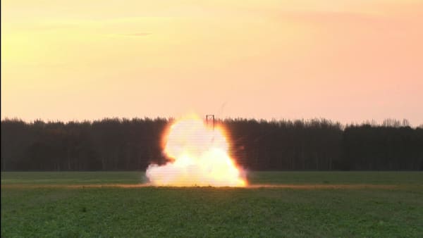 Guido van der Werve, Nummer zeven, the clouds are more beautiful from above (video still), 2006