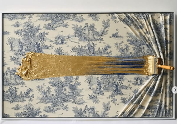 Brosse arrêtée gold sur toile de jouy