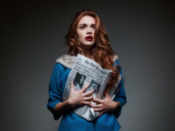 Womans Shock at the Death of the President