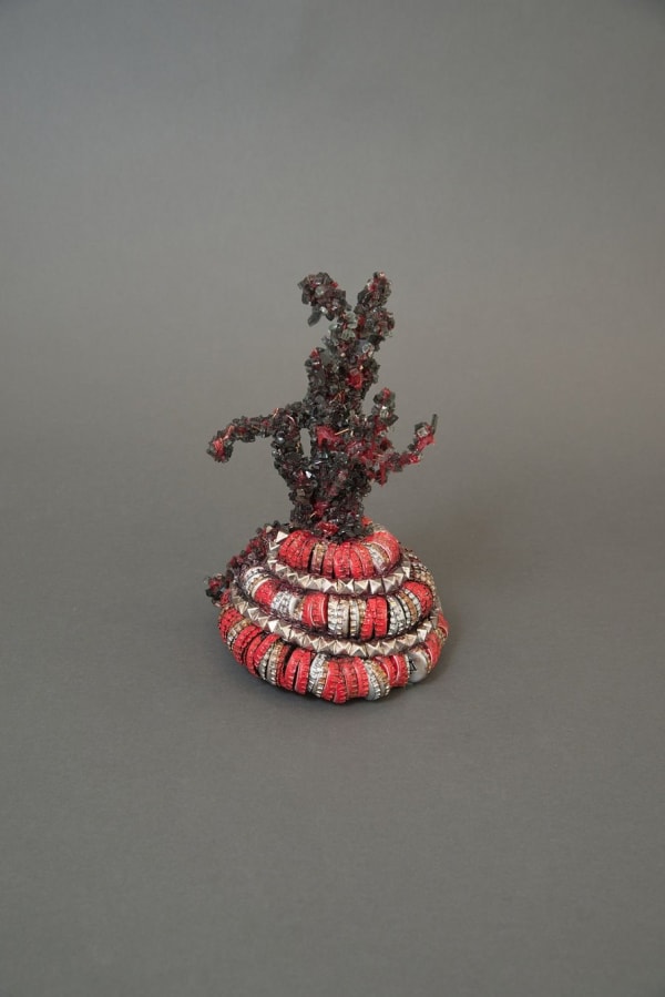 Lucien Shapiro bottlecap vessel