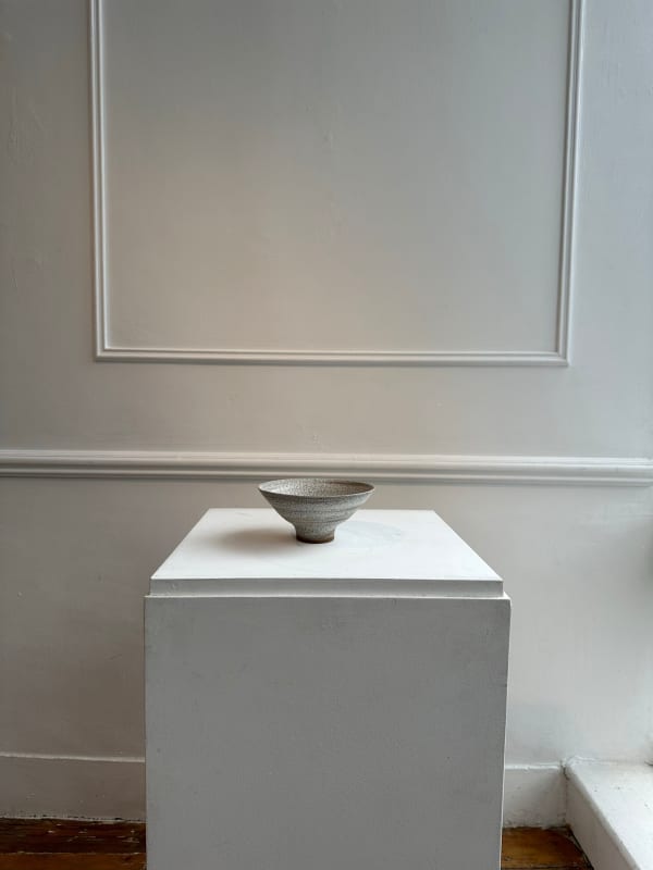 Peter Wills, Brown and White Bowl, 2022