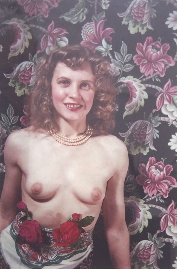 Eugene Von Bruenchenhein, Marie Topless, roses at waist