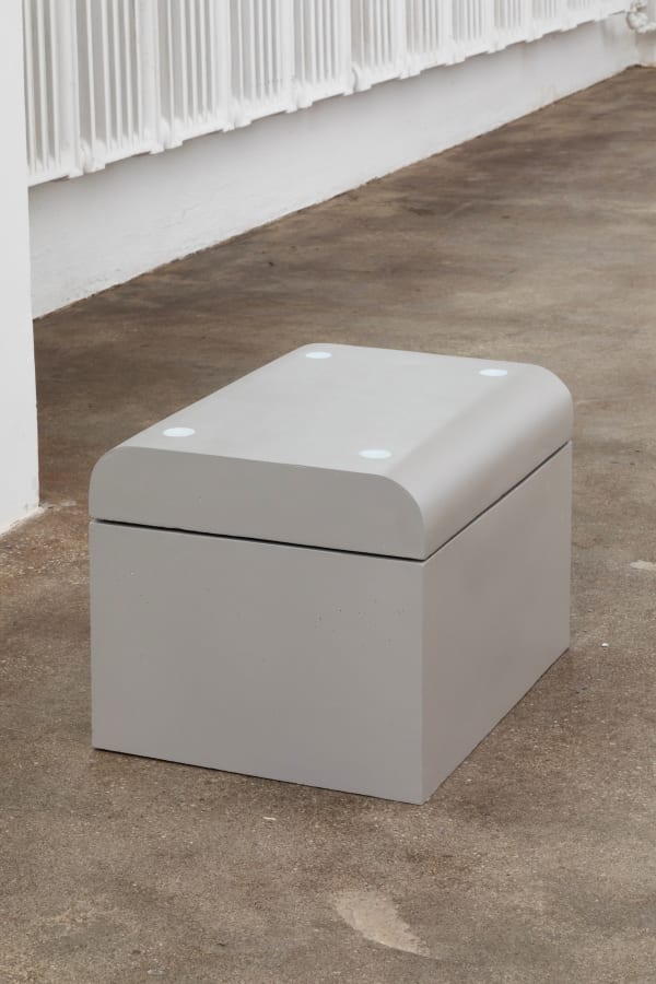 Gordon Hall, Closed Box (Grey and Blue), 2021