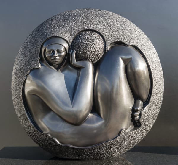 Jimenez Deredia Génesis De Quimera 69 x 260 x 38 cm 27 x 102 x 15 inches