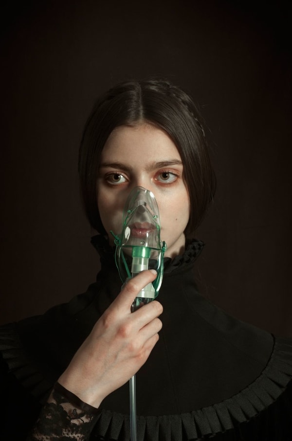 Romina Ressia Girl with Nebulizer Signed and edited on verso, with signed COA Archival pigment print 30 x 20 cm 11 3/4 x 7 7/8 in (Edition record)
