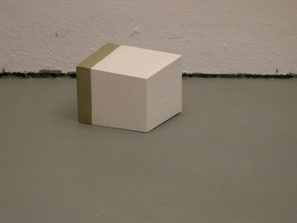 NELLEKE BELTJENS 047038, 2004 pigmented synthetic concrete 3 x 4 x 3 inches 7.62 x 10.16 x 7.62 cms