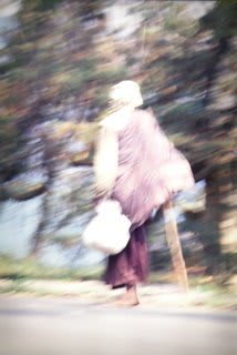 Alfredo Jaar Walking I, 2002 lightbox with cibachrome transparency 38 x 26 x 3.5 inches 96.52 x 66.04 x 8.89 cms