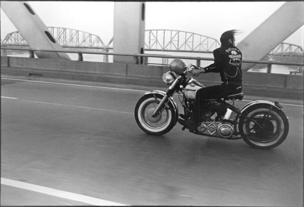 Danny Lyon Crossing the Ohio, Louisville, 1966