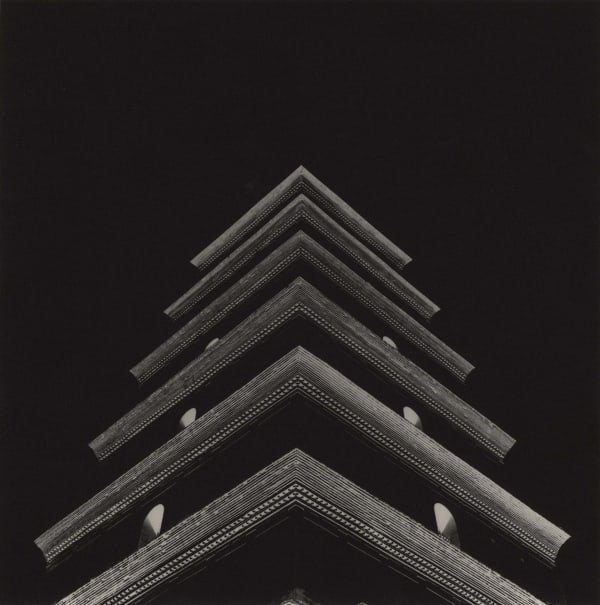 Lynn Davis Great Wild Goose Pagoda (Tang Dynasty), Xi'an, China, 2001