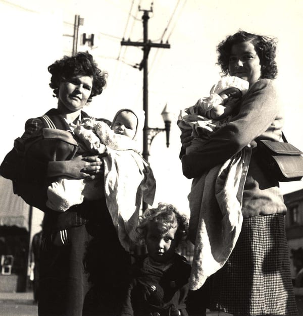 Dorothea Lange War Babies, Richmond, CA, 1944