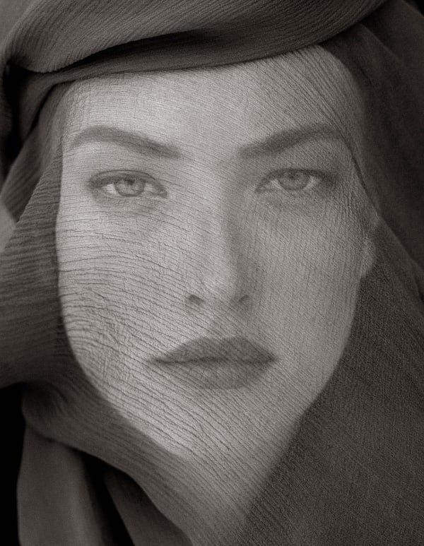 Herb Ritts Tatjana Veiled Head, Joshua Tree, 1988