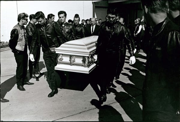 Danny Lyon Renegade’s funeral, Detroit, 1967
