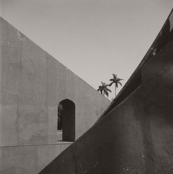 Lynn Davis photograph of Jantar Mantar, Delhi, India with two palm trees in background