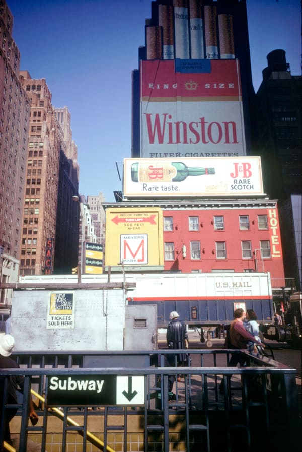 Joel Meyerowitz 34th St, New York City, 1976