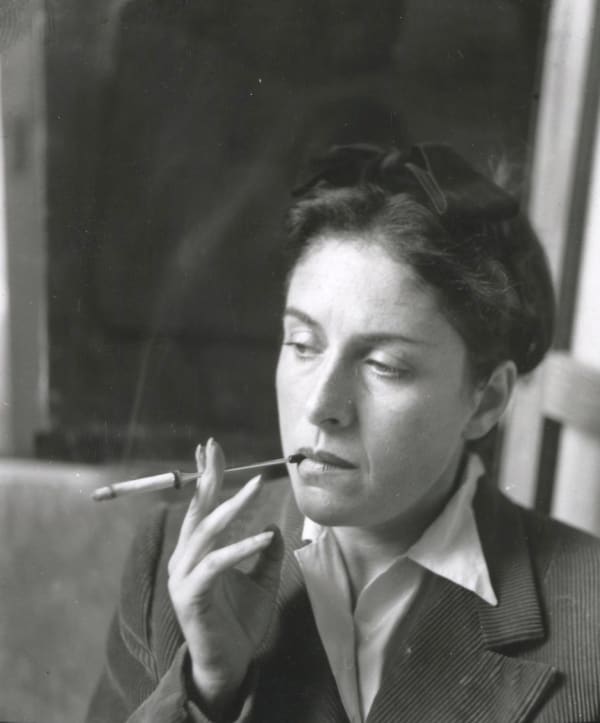 Izis Portrait de Dora Maar au fumé-cigarette, 1946