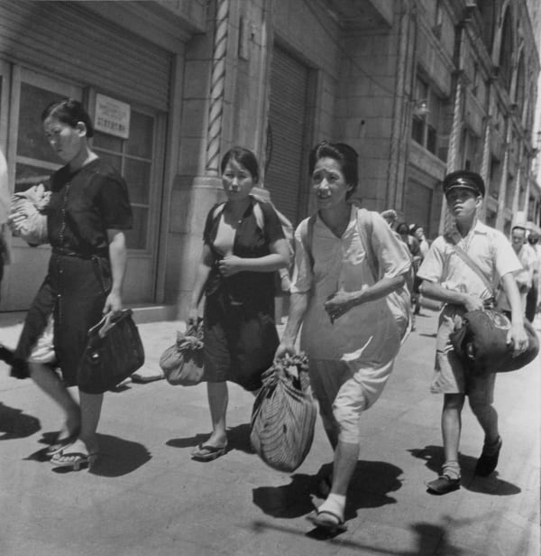Yukichi Watabe, Untitled 5 from The Post-War Years (Shopping at Ueno), 1947