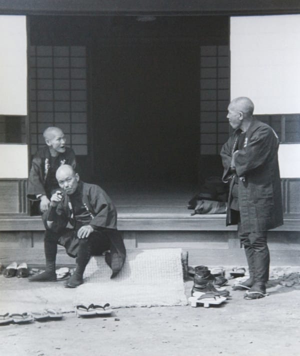 Vernacular Photography, Anonymous - Japanische Handwerker in ihren typischen Kleidung, 1930s