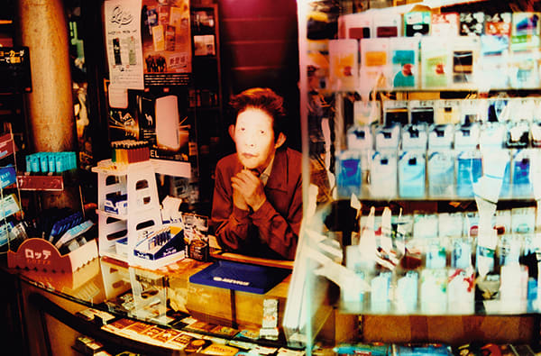 Sean Lotman, The Tobacco Lady, Kyoto, 2015