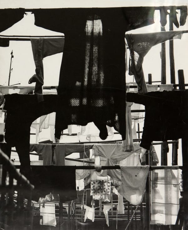 Kiyoshi Niiyama, Place for Drying Laundry at Tokyo, 1952-1969