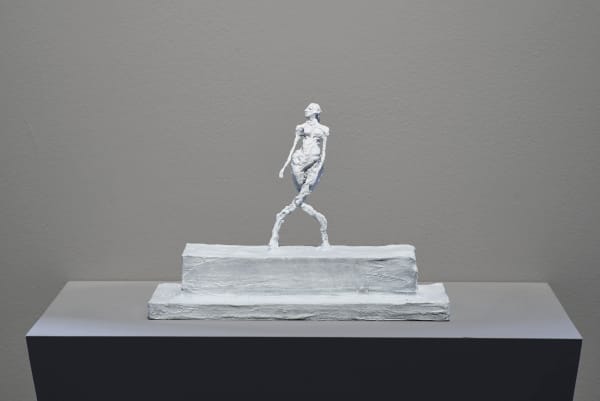 Moyna Flannigan Folding Woman, 2021 patinated bronze edition 1 of 5 with 2 APs 22 x 28.5 x 16 cm 8 5/8 x 11 1/4 x 6 1/4 in