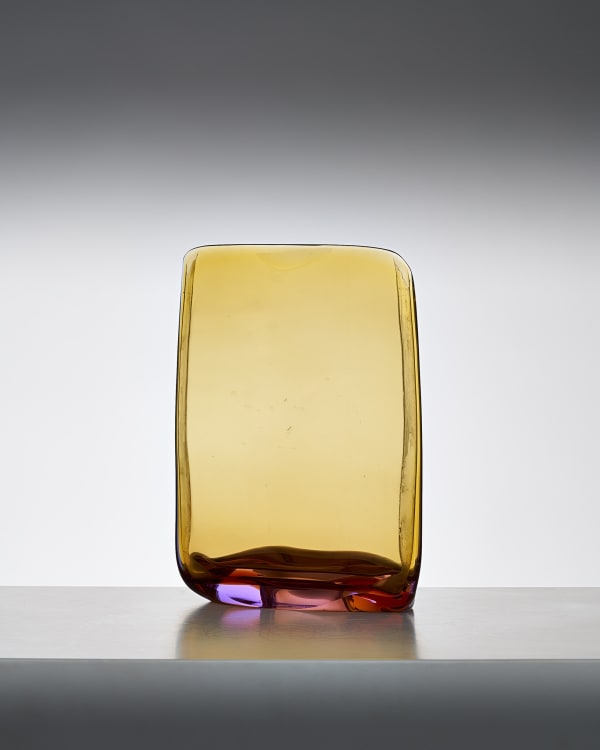 Laura de Santillana Untitled (Lametta), 2016 Hand-blown and slumped glass