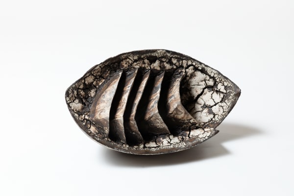 Yukiya Izumita Sekisoh Geometric 幾何形裂, 2024 Ceramic