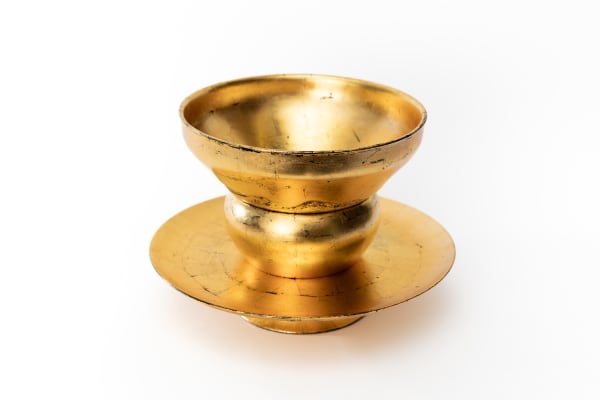 Hideyuki Fujisawa Gold Tea Bowl Lacquer Stand [Set] 金天目台, 2025 Urushi lacquer, Zelkova elm, gold leaf