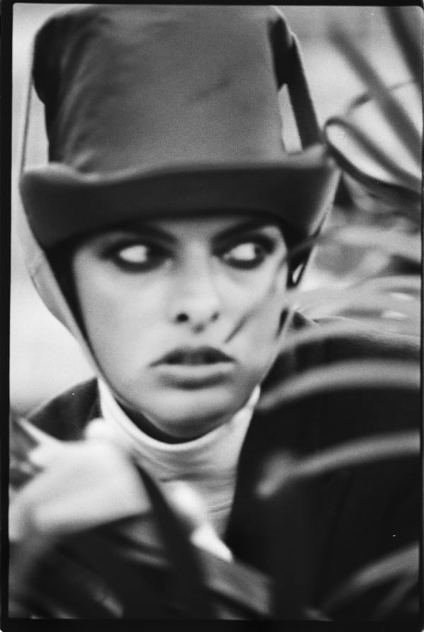 Max Vadukul, Ca Cartoon, Linda Evangelista, for Vogue Paris, New York City, 1989