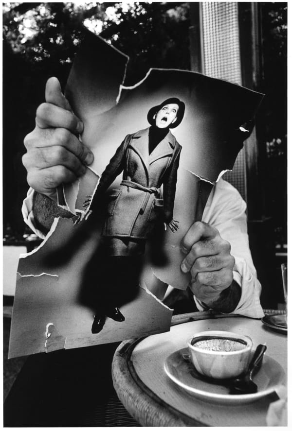 Jeanloup Sieff, Pierre-André Boutang déchirant une photo de mode, 1963