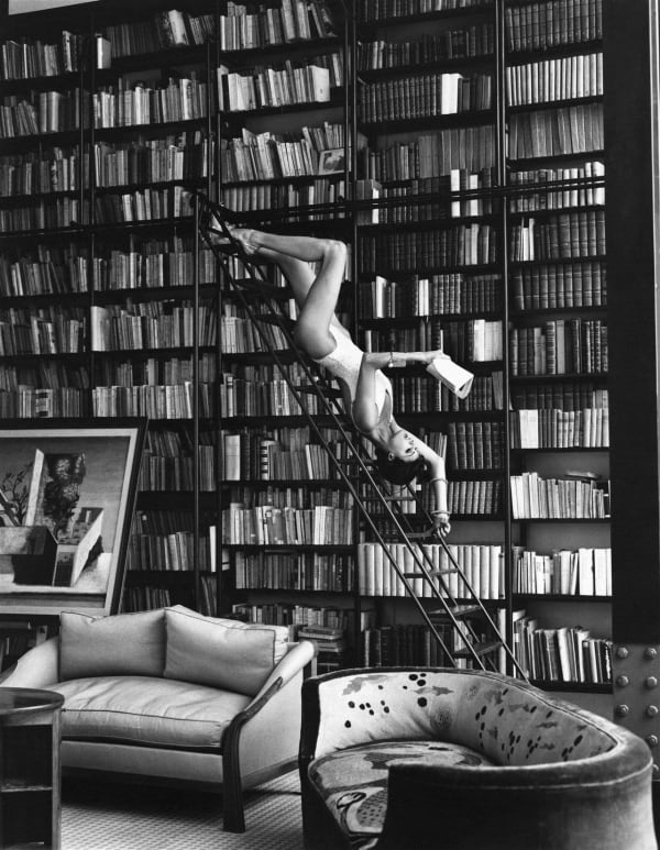 Steven Meisel, Bookcase, Linda Evangelista, Paris, 1992