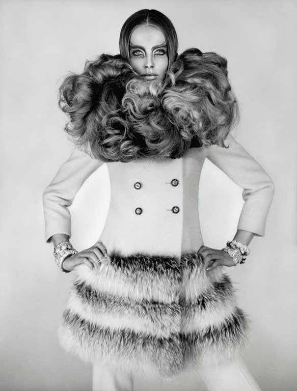 Franco Rubartelli, Veruschka, An incredible hairdo, 1968