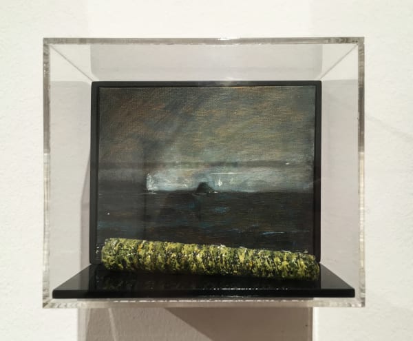 Coco González Lohse Nocturno de Chile (Tronco), 2019 Oil on canvas, stoneware, in acrylic box 14 x 16,5 x 11 cm