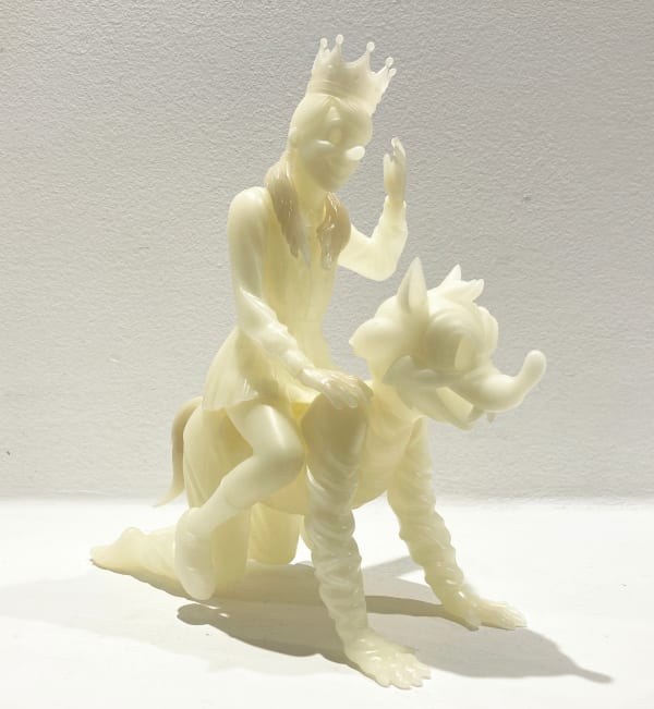 Víctor Castillo Puppy Toy, Glow in the Dark Edition, 2020 Vinyl toy in original box, 3 pieces: wolf, girl, and crown. 26 x 23.5 cm