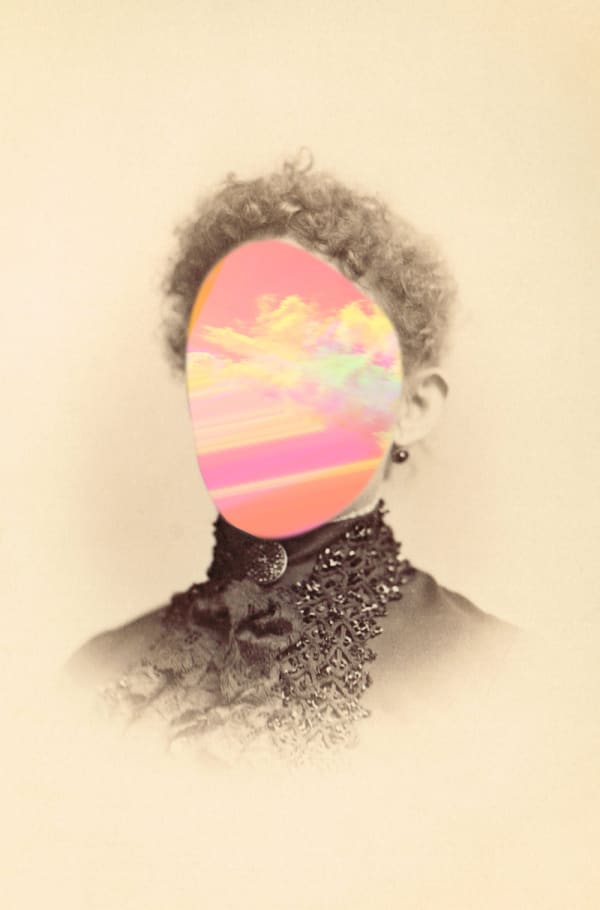 Andrea Wolf Faces, Traces (woman 4), 2018 Vintage found photograph, custom-made pixel sorting processing application, video loop, framed HD monitor 25,5 x 17 cm