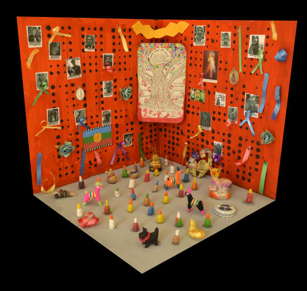 Fernanda Núñez Memoria Fabricada - Animita, 2019 Clay, tempera, cardboard and recycled objects on MDF 25 x 25 x 25 cm