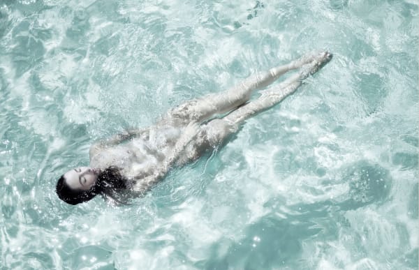 Isabelle van Zeijl I find my peace, 2022 Fine Art print Mounted on dibond Perspex face, framed small size 30 x 46 inch / 76 x 117 cm Edition 4 + 2 artist's proofs $ 8,000 regular size 40 x 62 inch 100 x 157 cm Edition of 6 plus 2 artist's proofs