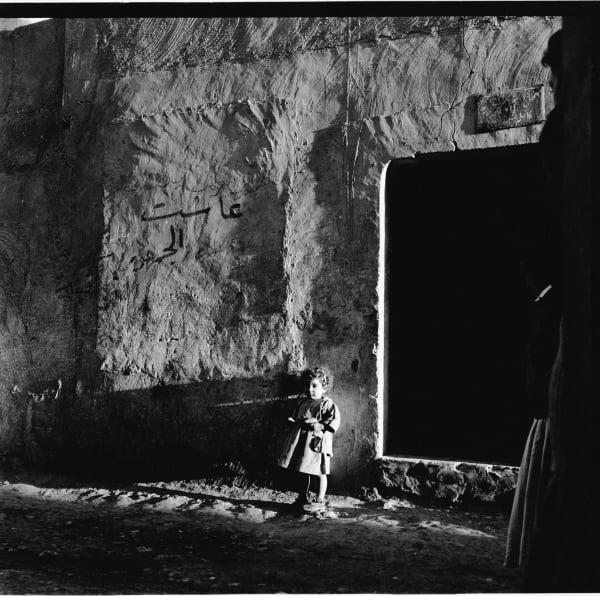 Latif Al Ani, Little girl in front of her home, Hit, Anbar, 1962, 2019