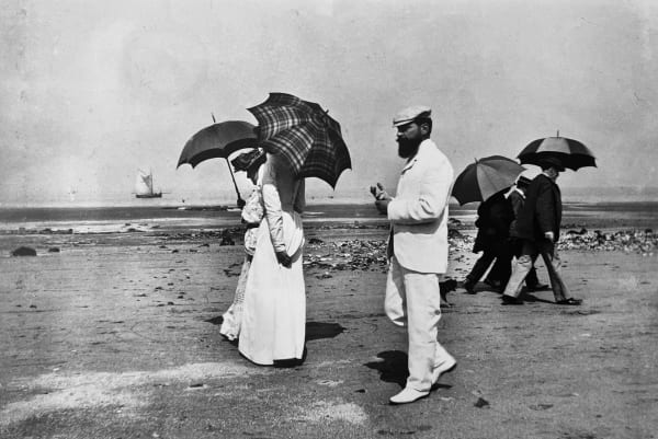 Jacques-Henri Lartigue, Cousin Caro and Mr. Plantevigne, Villerville, 1906