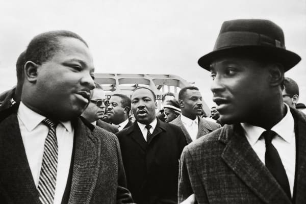 Steve Schapiro, MLK on Edmund Pettus Bridge, 1965