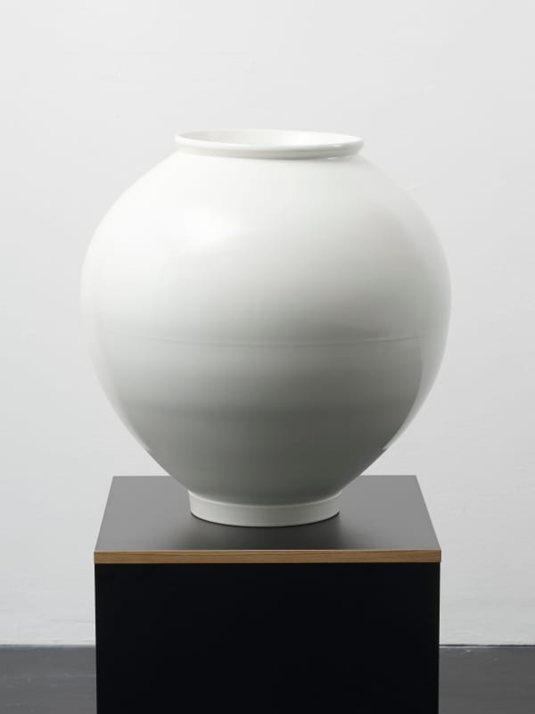 Minsoo Kang Moon Jar VI, 2023 Yanggu white clay, white Deombeongsi glaze, firewood kiln using peeled pine trees 58 x 55 x 55 cm