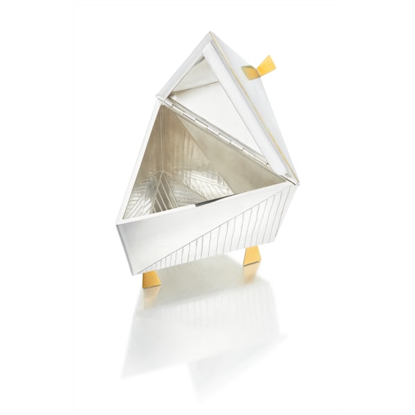 Iona Hall, Channels Box