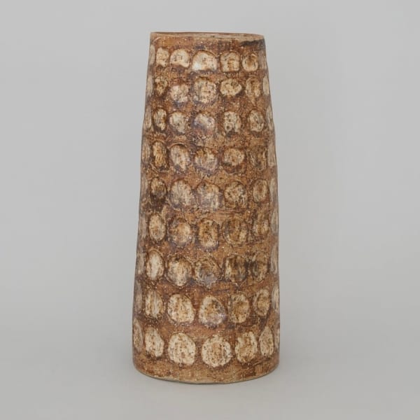 Vessel with scoops