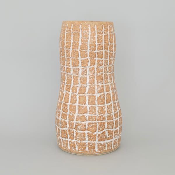 Vessel with plaid