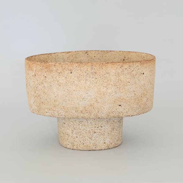Boat-shaped vessel