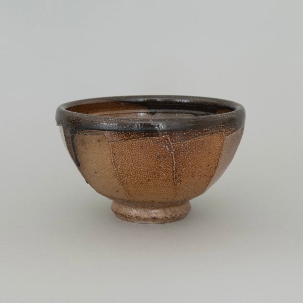 Bowl with cut sides