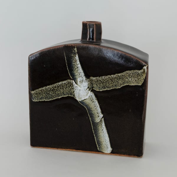 Wide slab bottle III